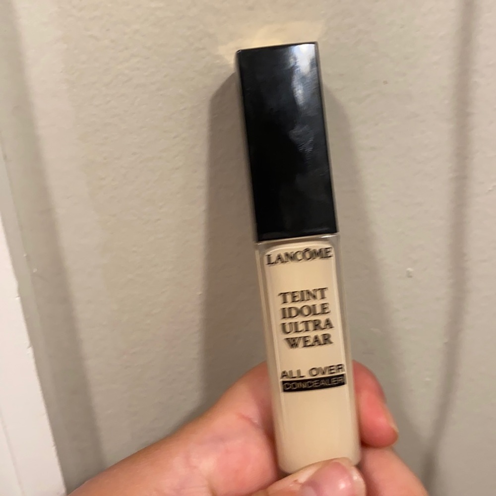 Lancôme teint idole ultra wear concealer